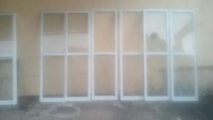 Janelas e portas novas