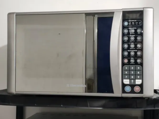 Microondas Electrolux Espelhado c/ Grill - 31 L -