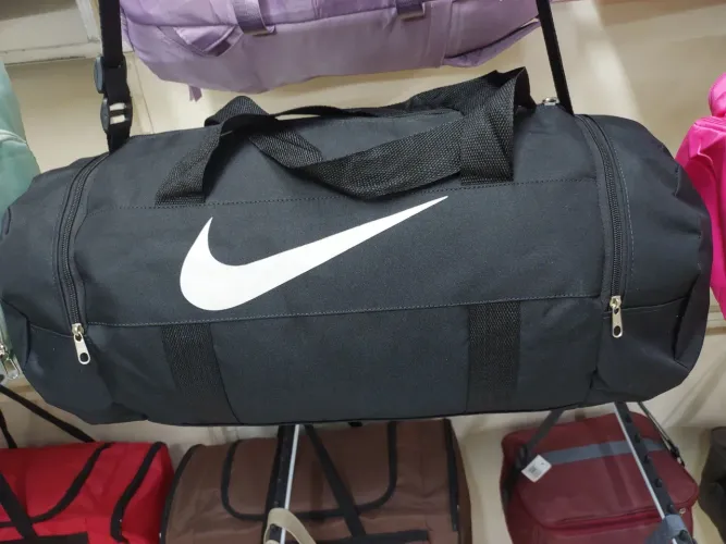 BOLSA PARA ACADEMIA, VIAGENS, TREINOS ETC...