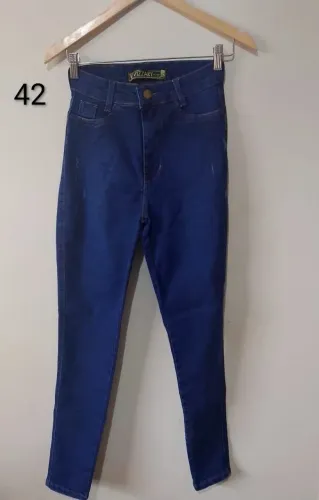 Calça jeans feminina 