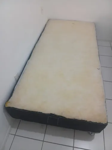 Cama de solteiro