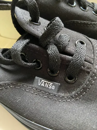 Tênis Vans Authentic Black Black Tamanho 35