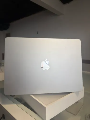 MacBook Air m4 256gb 16ram 