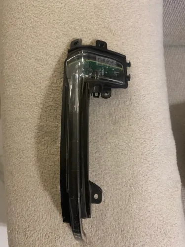 Seta retrovisor lado esquerdo original Audi A4 2013