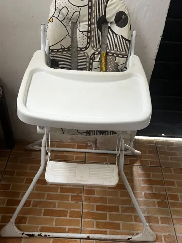 Cadeira de alimentação 