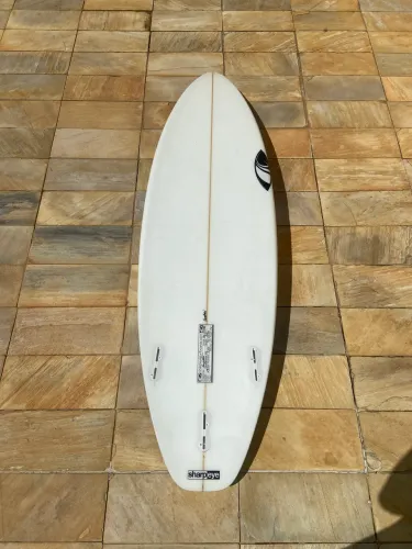PRANCHA SURF SHARP EYE