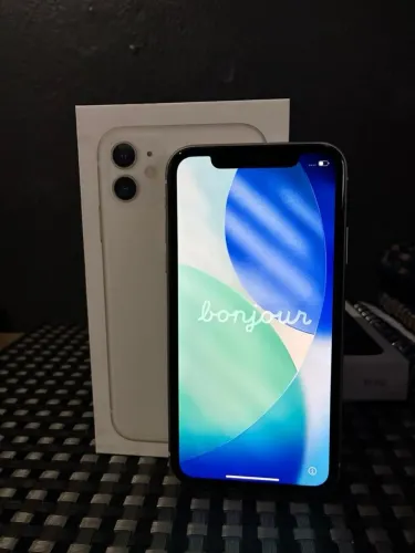IPhone 11 Branco - 128gb