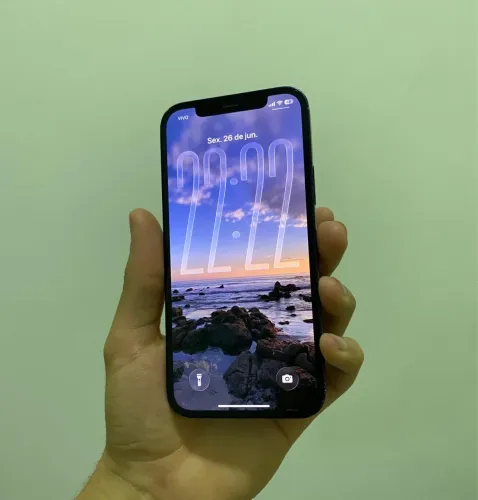 IPHONE 12
