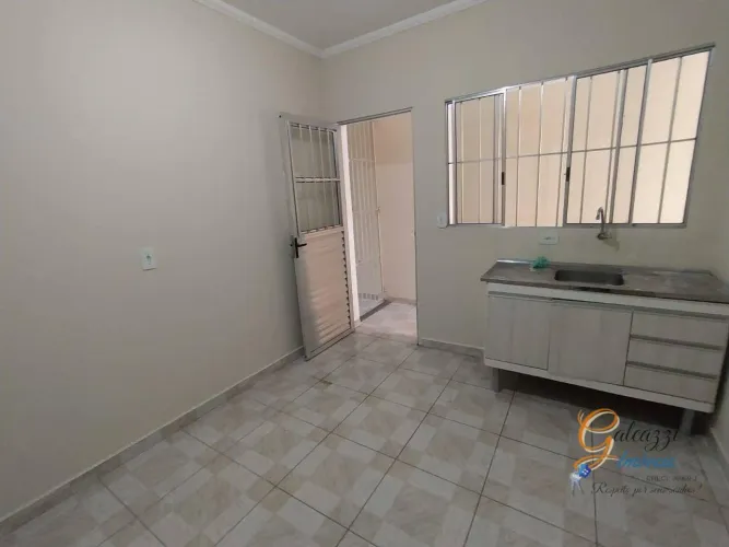 Casa para alugar, 40 m² por R$ 950,00/mês - Jardim Beatriz - Taboão da Serra/SP