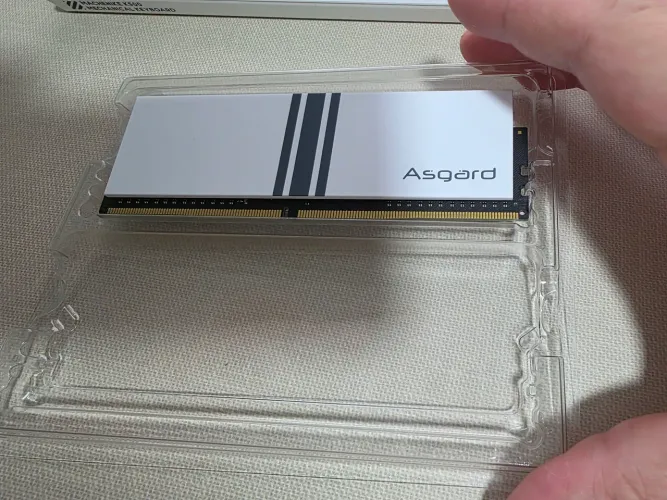 Memória ddr4 8gb asgard valkirie
