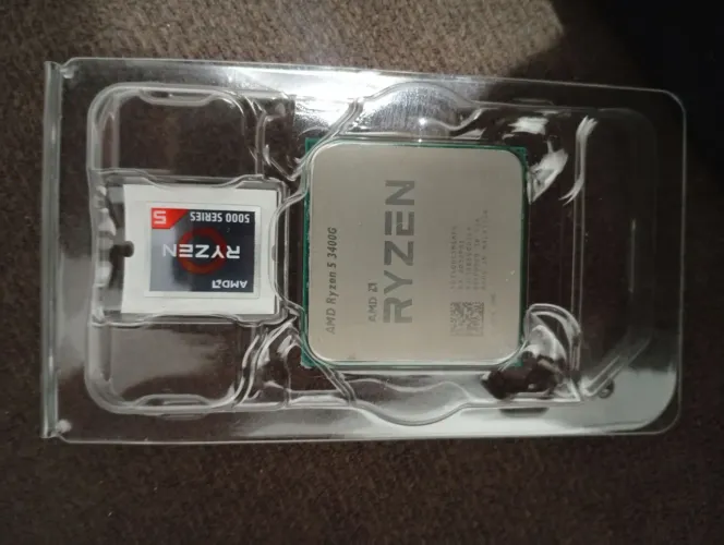 Ryzen 5 3400G vídeo integrado Vega 11, usado, com Air cooler junto nunca usado