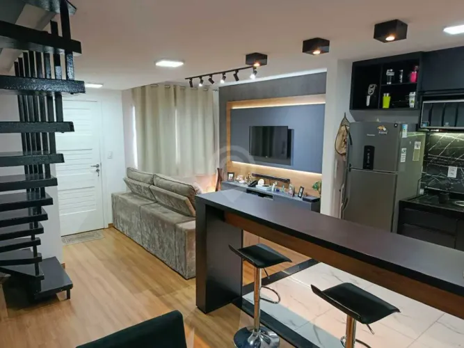 Casa em Condomínio : / Residencial / Jardim México