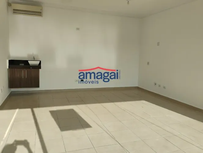 Sala Comercial, em excelente localização.