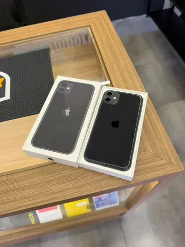 iPhone 11 64gb tela original com caixa