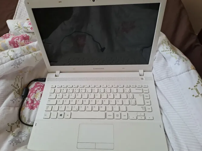 Notebook Samsung 15,6" - 4 GB RAM / HD 500 GB