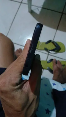 Motorola moto e13 bem conservado ótimo desempenho sem defeito nenhum só no ponto de usar