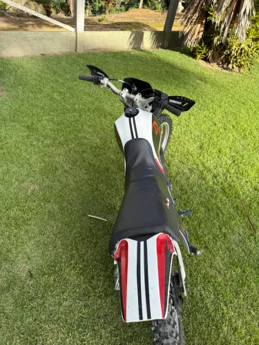 DT 180 cc PREPARADA PARA TRILHA