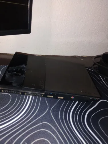 VENDO PS2 USADO COM UMA MANETE ORIGINAL