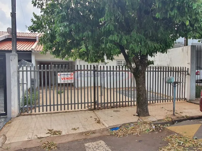 Casa à venda em Vila Alto da Gloria, Mandaguaçu-PR