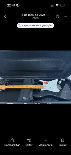 Guitarra Stratocaster + Case Rígido
