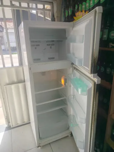 Geladeira Consul