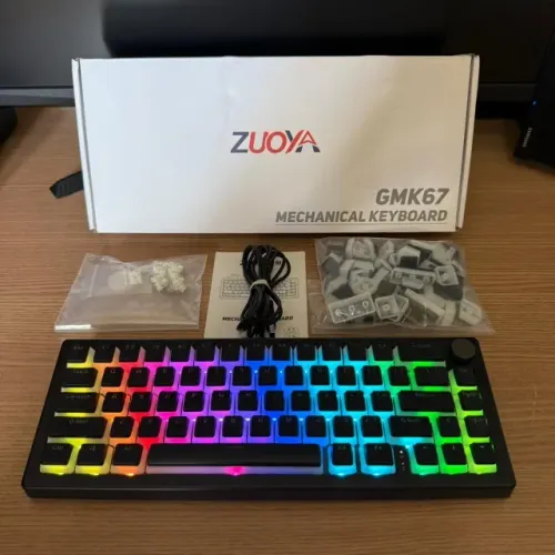 Teclado Zuoya GMK67 Full Custom (Usado)