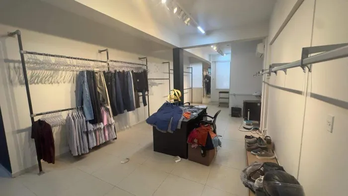 Sala comercial com 45m² no Moviment Mall, Praia da Costa Estrutura pronta para operação