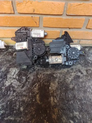 Motor de vidro Polo 2003