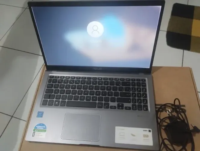 Notebook Asus, Intel Celeron N-4020, 4GB, ram, 128GB. SSD MVNE