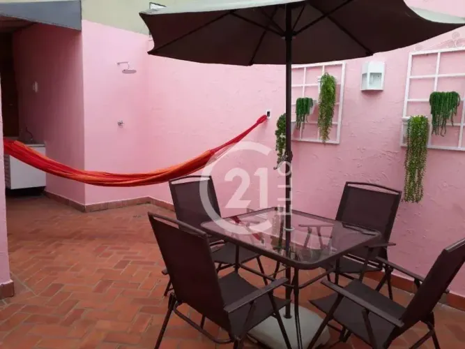 Cobertura charmosa em Moema Pássaros