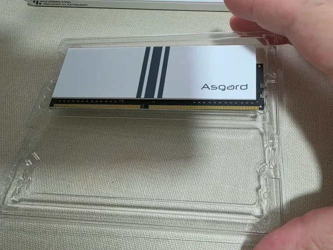 Pente de memória RAM asgard 8gb