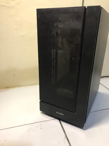 Gabinete com fonte
