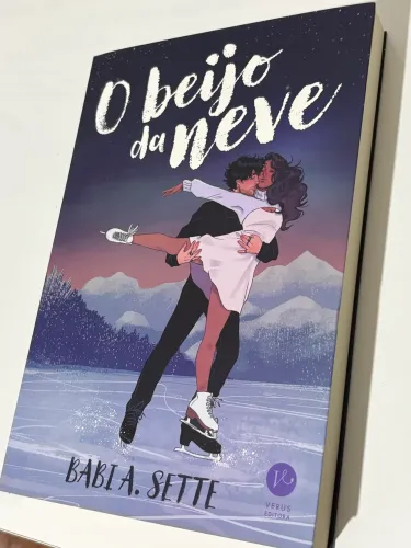 Livro O beijo da Neve - BABI A. SETTE