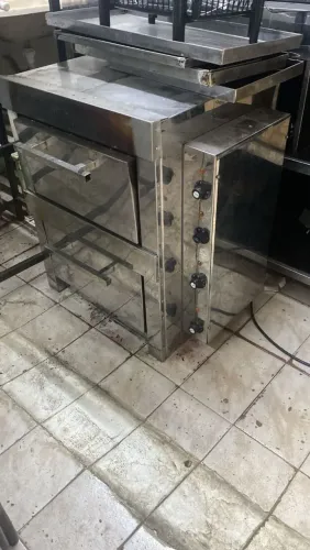 Forno Industrial para Pizza em Inox - R$ 1.400