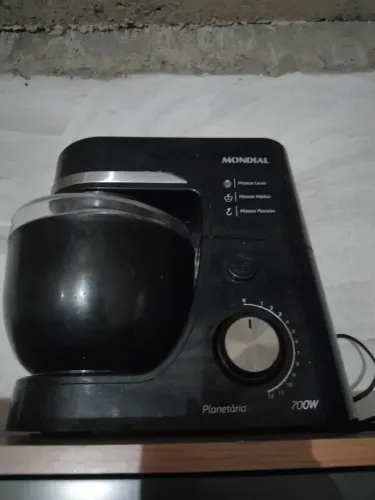 Batedeira semi nova