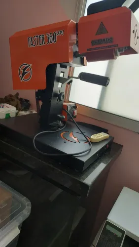 Prensa giro Faster 360 + Impressora laser hp M180