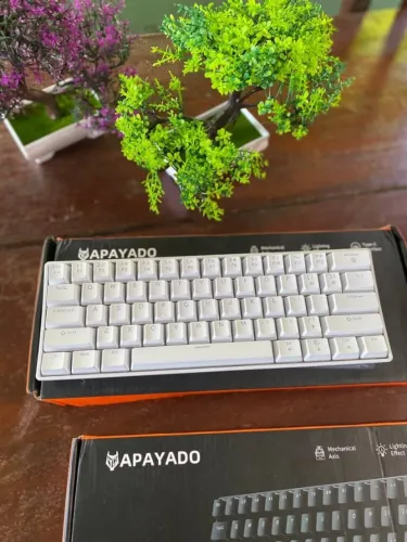 Teclado Mecanico RGB LACRADO!