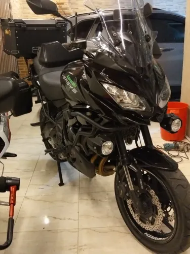 Vendo verssys 650 muito nova 