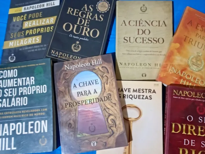 Coleção Napoleon Hill. 20 reais a unidade. 