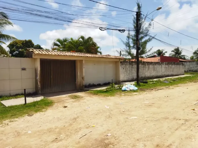 VENDO EXCELENTE CASA COM 3 QUARTOS NO BAIRRO DE PAU AMARELO / PAULISTA