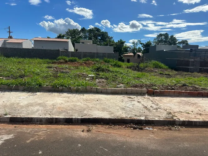TERRENO PRONTO PARA CONSTRUIR COM PREÇO IMPERDÍVEL