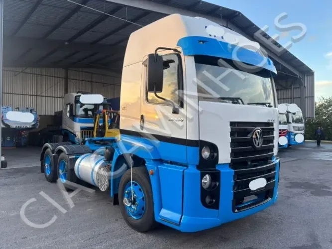 VW 25-370 ANO 2008 6x2