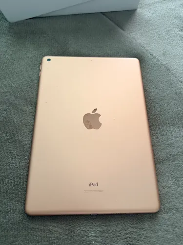 Tablet iPad 8 128gb impecável