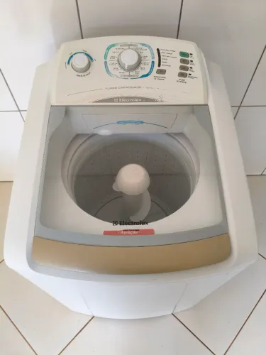 Máquina de lavar Electrolux 10kgs