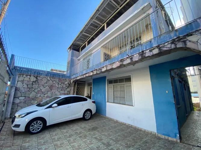 Casa à venda, 8 quartos, Horto Florestal - Salvador - BA