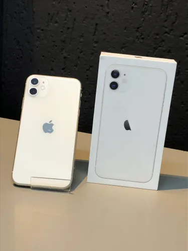 iPhone 11 64gb todo original 