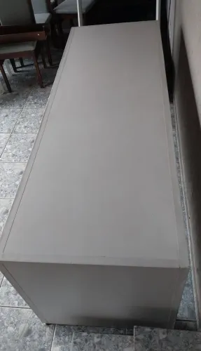 Vendo bancada/mesa de MDF Branca- super robusta (2,80m)