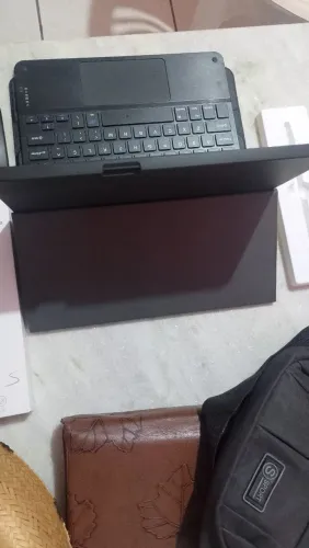 Vendo tablet Samsung Galaxy seme novo por 1.000$ com mause, caneta ? gital só chamar.