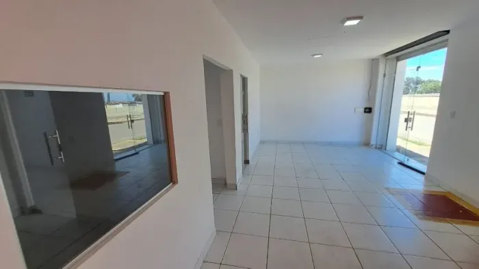 IMÓVEL COMERCIAL PARA ALUGAR EM MACAU/RN - AMPLO E COM VÁRIAS SALAS