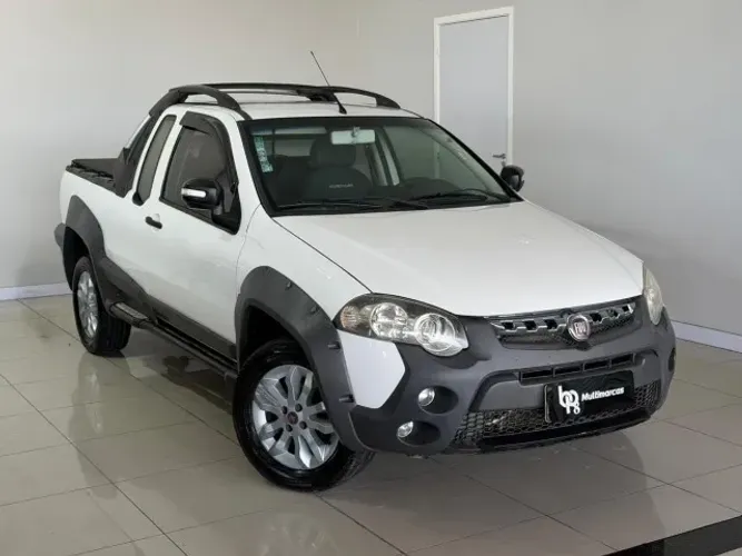 Fiat Strada Adventure 1.8/ 1.8 Locker Flex CE 2013